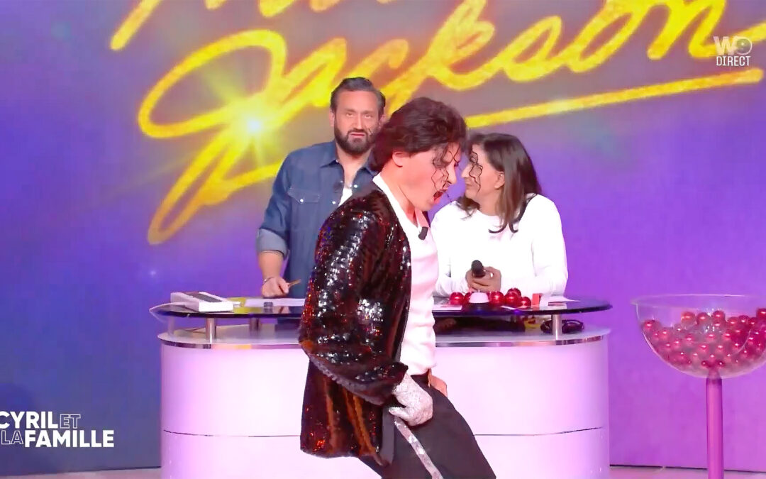 Alex Jackson avec Cyril Hanouna sur W9
